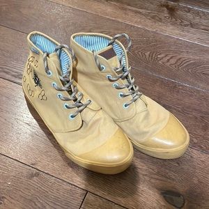 Bangs Bumble Bee Embroidered Sneakers